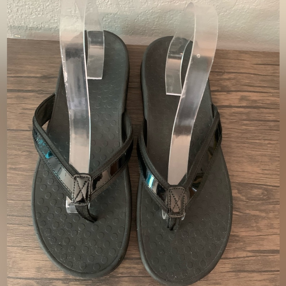 Vionic Women's Sandals size 11 - Picture 2 of 8